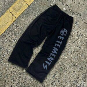 Vetements Black Sweatpants with Logo Print